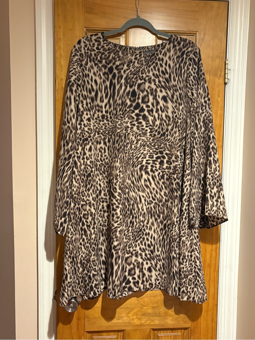 Vince Camuto Leopard Print Long-Sleeve Tunic - Brown/Black